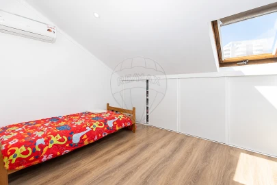 Apartamento T2 para Venda em Póvoa de Santa Iria e Forte da Casa