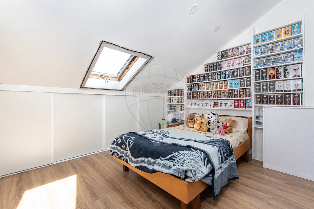Apartamento T2 para Venda em Póvoa de Santa Iria e Forte da Casa Foto 16