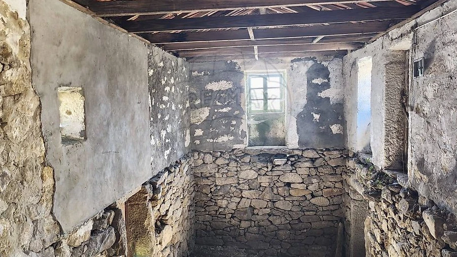 Moradia T0 para Venda em Junqueira