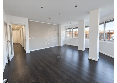 Apartamento T3 para Venda em Avenidas Novas