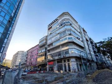 Apartamento T3 para Venda em Avenidas Novas