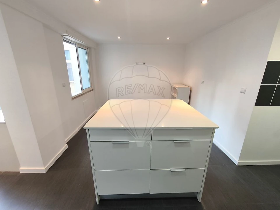 Apartamento T3 para Venda em Avenidas Novas Foto 18