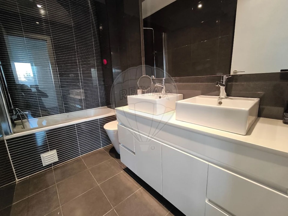 Apartamento T3 para Venda em Avenidas Novas Foto 14
