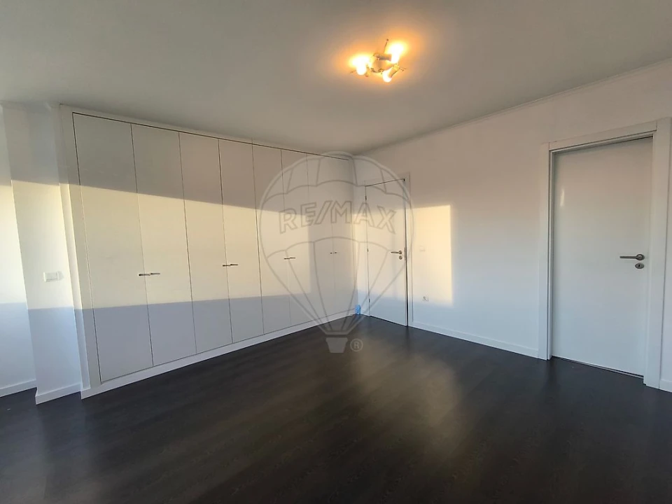 Apartamento T3 para Venda em Avenidas Novas Foto 11