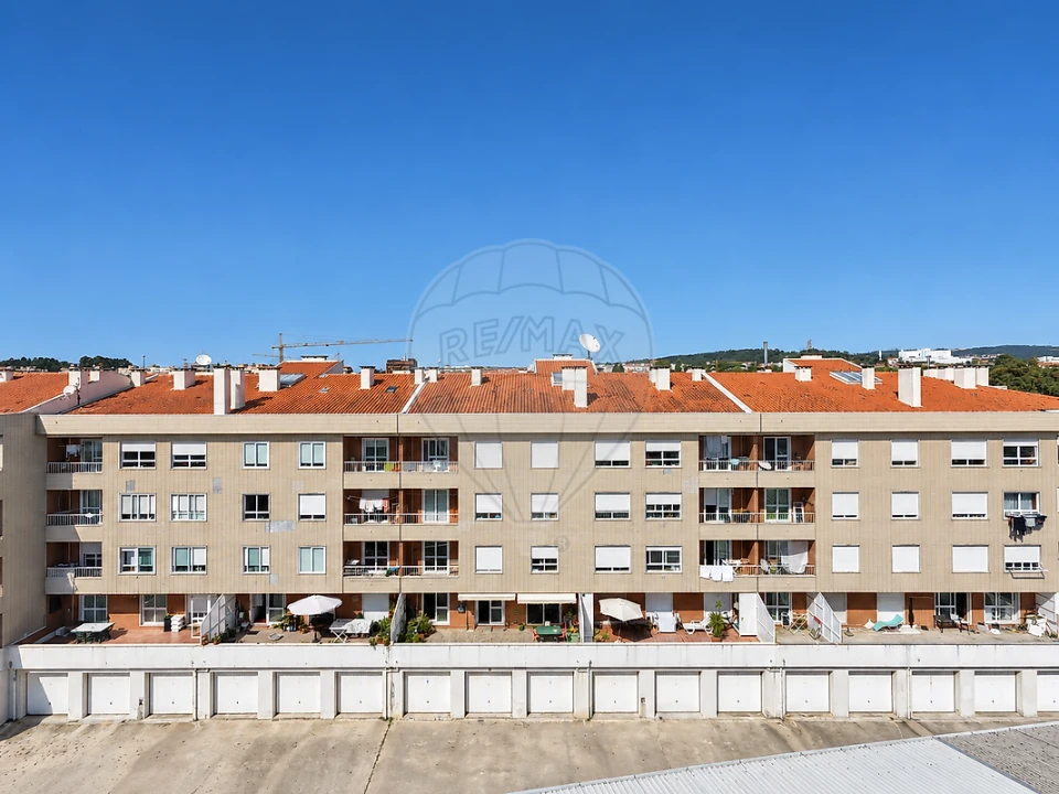Apartamento T3 para Venda em Santa Maria da Feira, Travanca, Sanfins e Espargo Foto 4