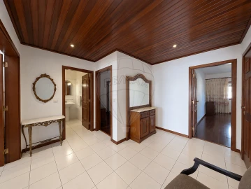 Apartamento T3 para Venda em Santa Maria da Feira, Travanca, Sanfins e Espargo