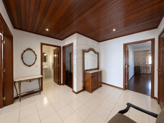 Apartamento T3 para Venda em Santa Maria da Feira, Travanca, Sanfins e Espargo Foto 14