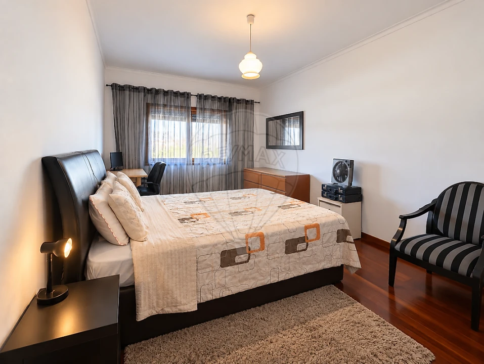 Apartamento T3 para Venda em Santa Maria da Feira, Travanca, Sanfins e Espargo Foto 1