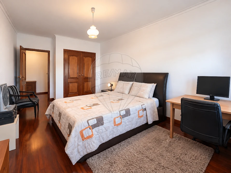 Apartamento T3 para Venda em Santa Maria da Feira, Travanca, Sanfins e Espargo Foto 2