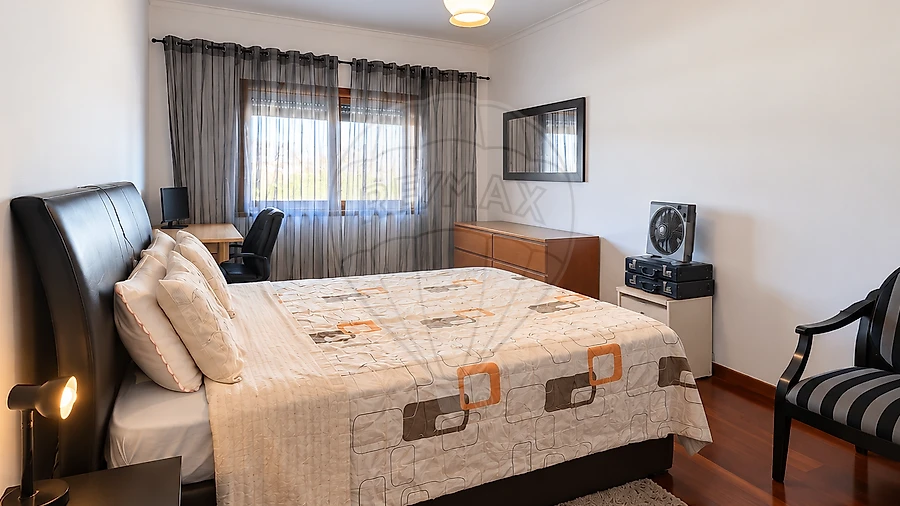 Apartamento T3 para Venda em Santa Maria da Feira, Travanca, Sanfins e Espargo