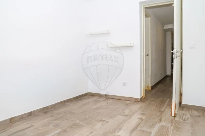 Moradia T1 para Venda em Ribafria e Pereiro de Palhacana