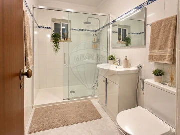 Apartamento T3 para Venda em Carregado e Cadafais
