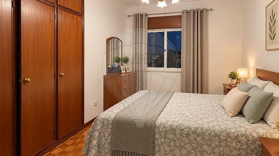 Apartamento T3 para Venda em Carregado e Cadafais