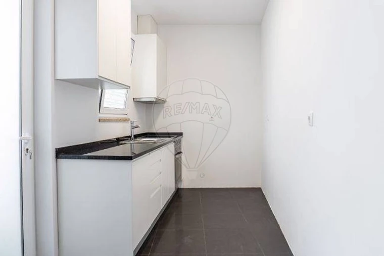 Moradia T2 para Venda em Bonfim Foto 3
