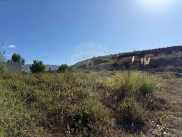 Terreno para Venda em Melres e Medas