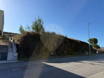 Terreno para Venda em Melres e Medas