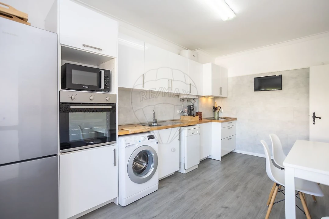Apartamento T2 para Venda em Pinhal Novo Foto 3