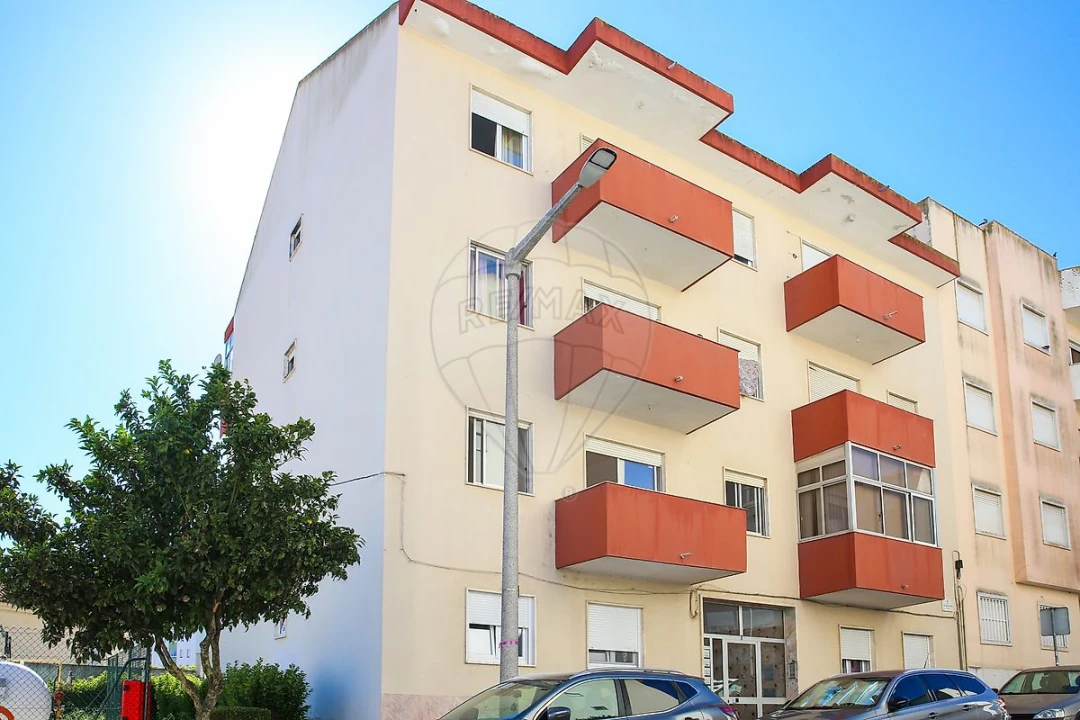Apartamento T3 para Venda em Castanheira do Ribatejo e Cachoeiras Foto 15
