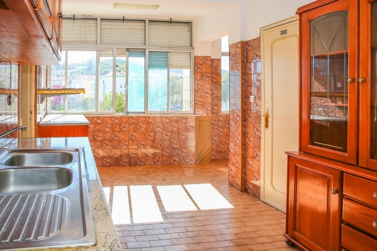Apartamento T3 para Venda em Castanheira do Ribatejo e Cachoeiras Foto 16