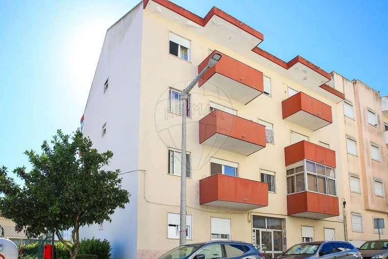 Apartamento T3 para Venda em Castanheira do Ribatejo e Cachoeiras Foto 15