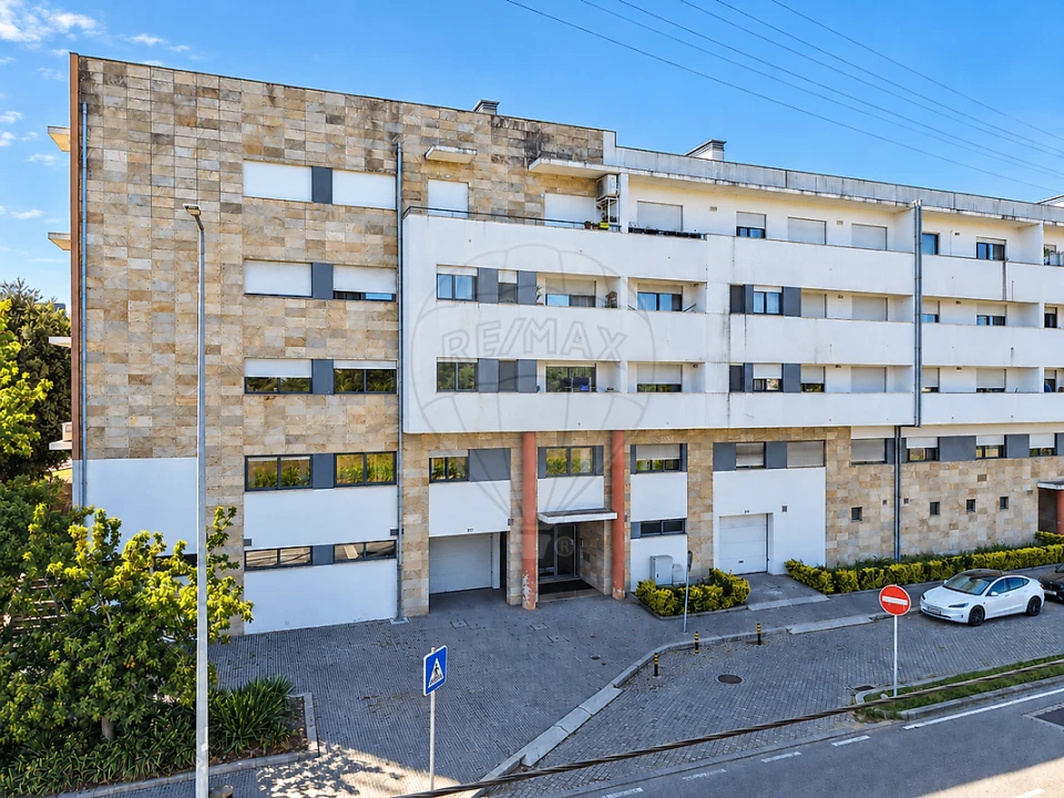 Apartamento T3 para Venda em Aguas Santas Foto 2