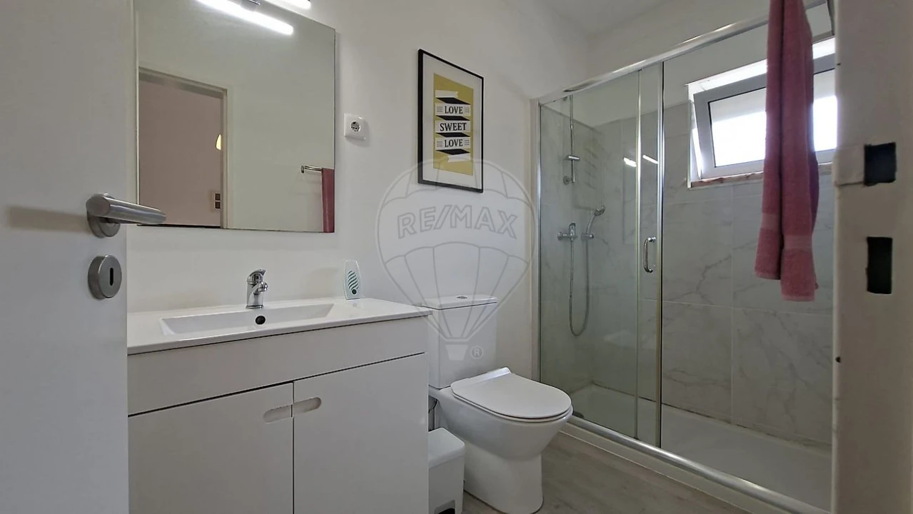 Apartamento T1 para Venda em Eiras e São Paulo de Frades Foto 6