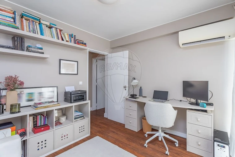 Apartamento T3 para Venda em Lumiar Foto 17