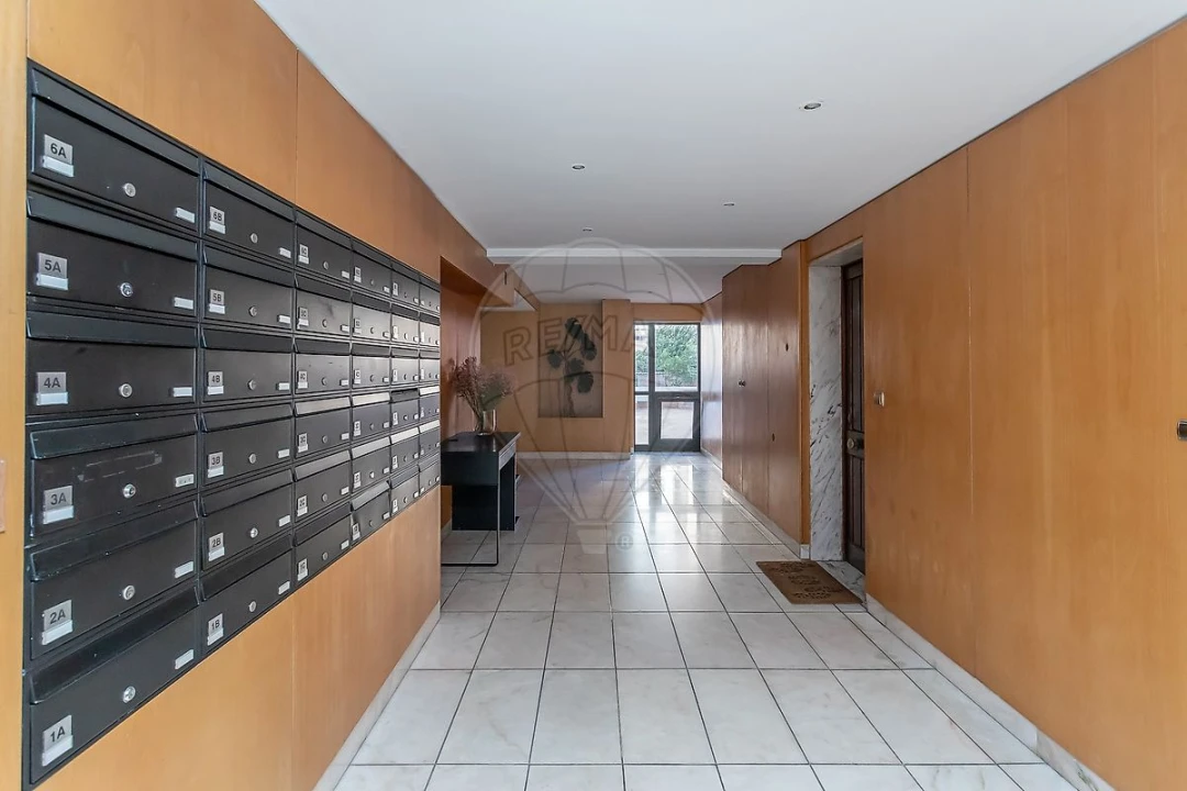 Apartamento T3 para Venda em Lumiar Foto 37