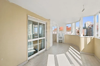 Apartamento T2 para Venda em Algueirão-Mem Martins