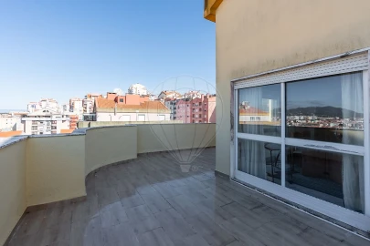 Apartamento T2 para Venda em Algueirão-Mem Martins