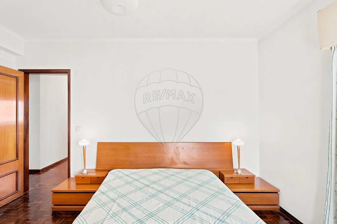 Apartamento T2 para Venda em Algueirão-Mem Martins Foto 26