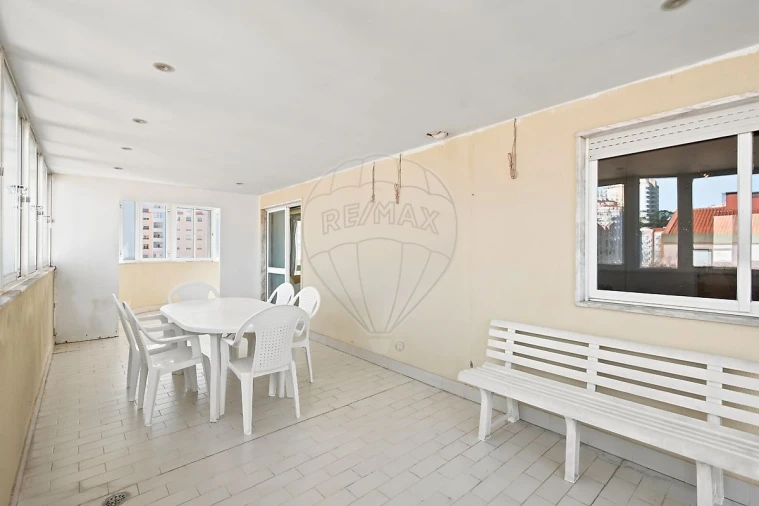 Apartamento T2 para Venda em Algueirão-Mem Martins Foto 20