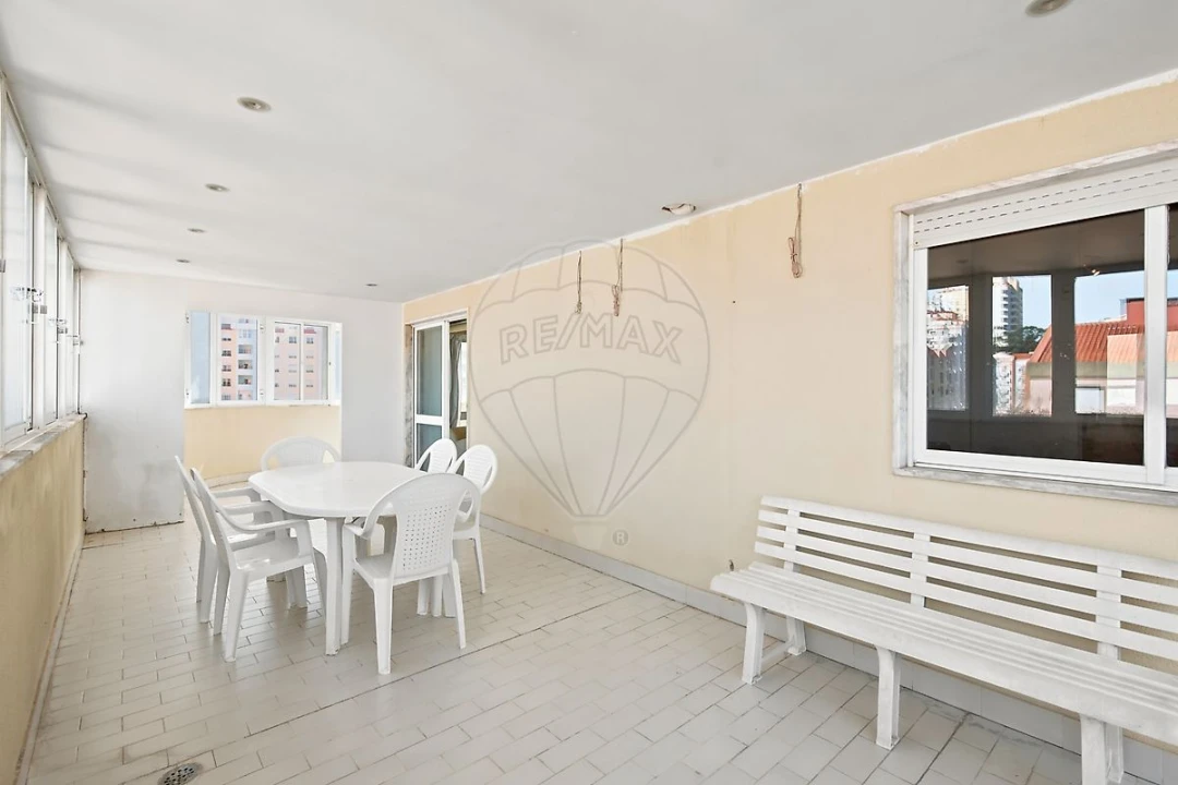 Apartamento T2 para Venda em Algueirão-Mem Martins Foto 20