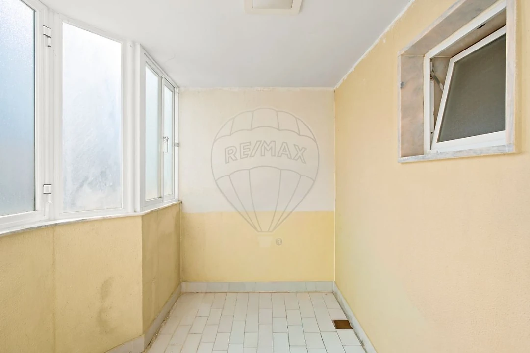 Apartamento T2 para Venda em Algueirão-Mem Martins Foto 22