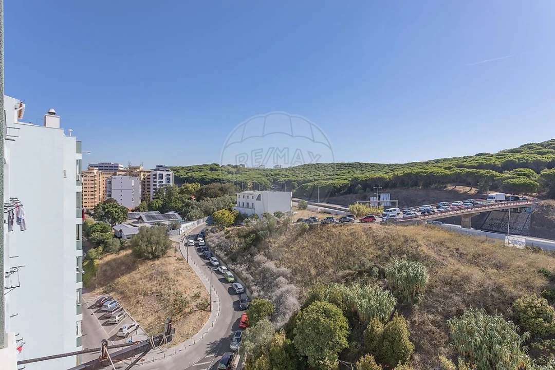 Apartamento T4 para Venda em Algés, Linda-A-Velha e Cruz Quebrada-Dafundo Foto 10