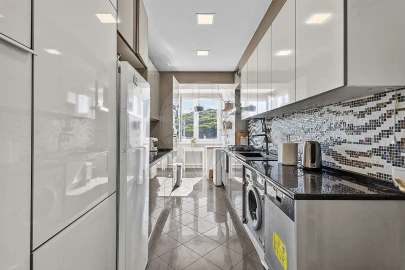 Apartamento T4 para Venda em Algés, Linda-A-Velha e Cruz Quebrada-Dafundo