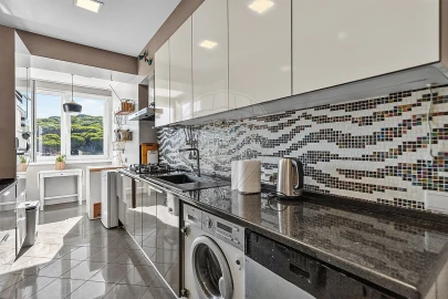 Apartamento T4 para Venda em Algés, Linda-A-Velha e Cruz Quebrada-Dafundo