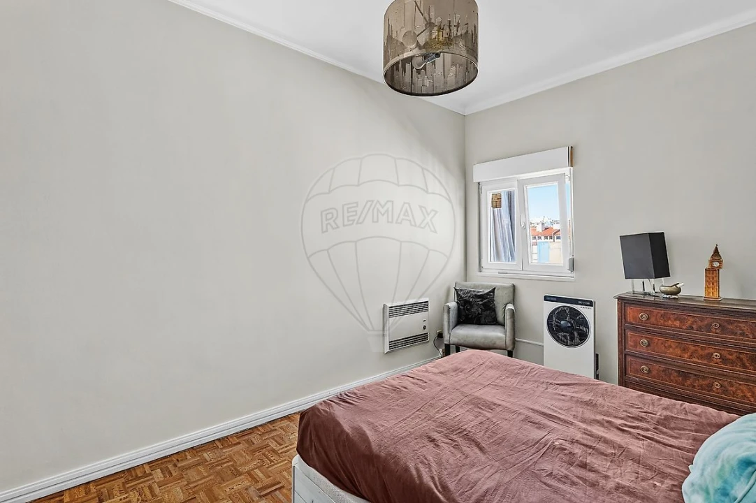Apartamento T4 para Venda em Algés, Linda-A-Velha e Cruz Quebrada-Dafundo Foto 26