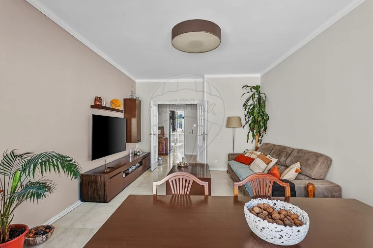 Apartamento T4 para Venda em Algés, Linda-A-Velha e Cruz Quebrada-Dafundo Foto 43
