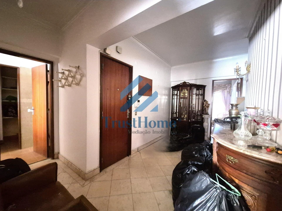 Apartamento T3 para Venda em Almada, Cova da Piedade, Pragal e Cacilhas Foto 14