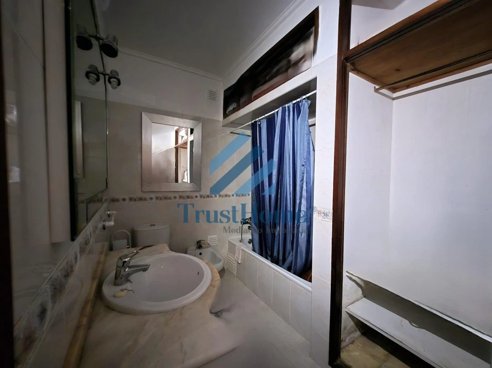 Apartamento T3 para Venda em Almada, Cova da Piedade, Pragal e Cacilhas Foto 18