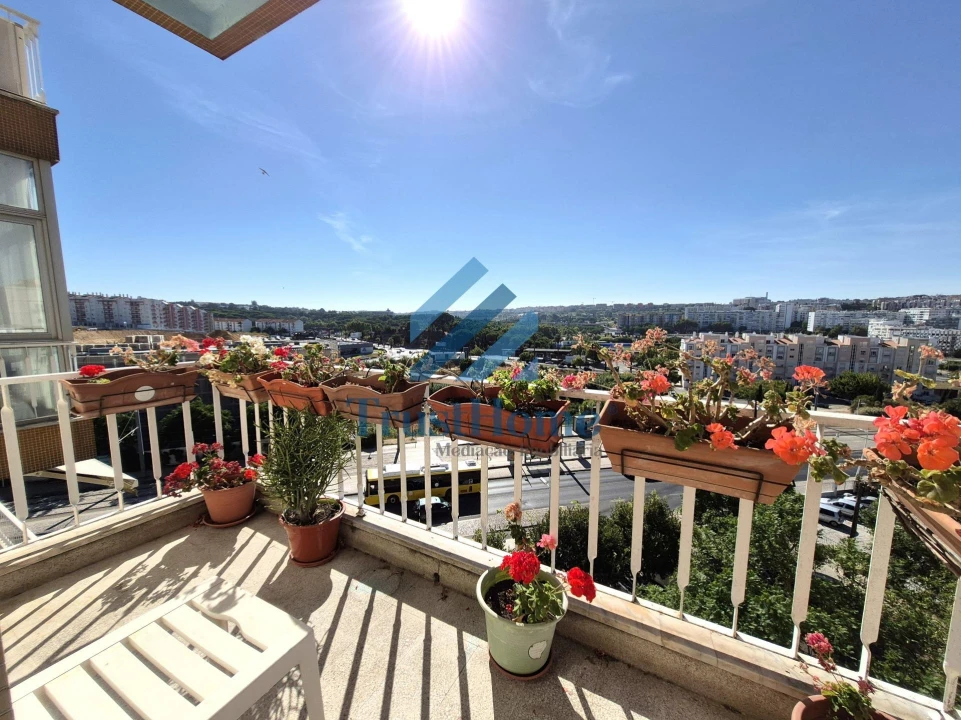 Apartamento T3 para Venda em Almada, Cova da Piedade, Pragal e Cacilhas Foto 22