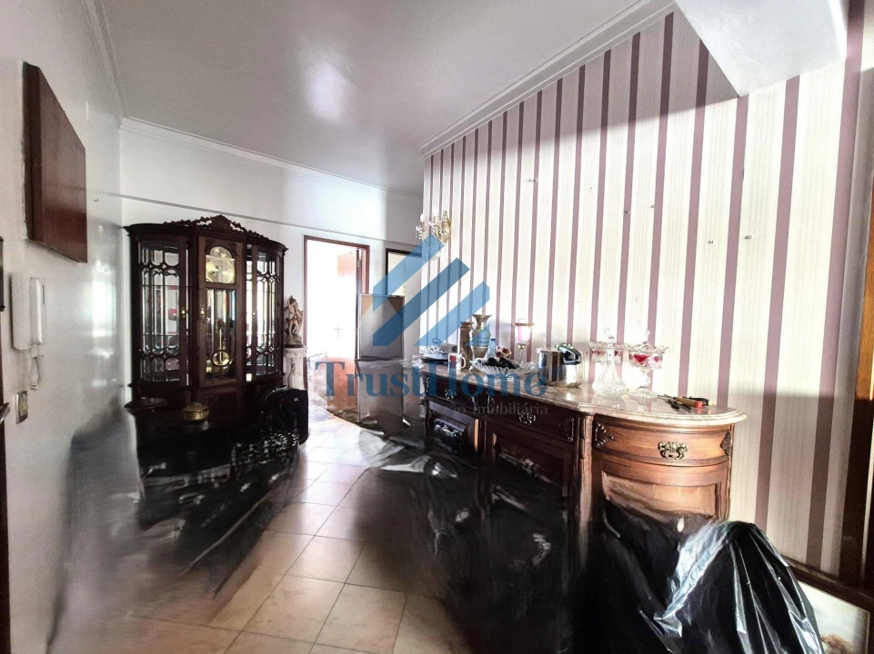 Apartamento T3 para Venda em Almada, Cova da Piedade, Pragal e Cacilhas Foto 31