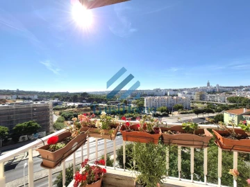 Apartamento T3 para Venda em Almada, Cova da Piedade, Pragal e Cacilhas