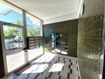 Apartamento T3 para Venda em Almada, Cova da Piedade, Pragal e Cacilhas
