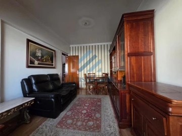 Apartamento T3 para Venda em Almada, Cova da Piedade, Pragal e Cacilhas