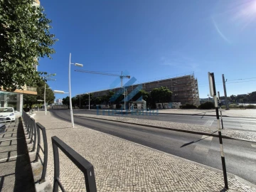 Apartamento T3 para Venda em Almada, Cova da Piedade, Pragal e Cacilhas