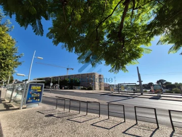 Apartamento T3 para Venda em Almada, Cova da Piedade, Pragal e Cacilhas