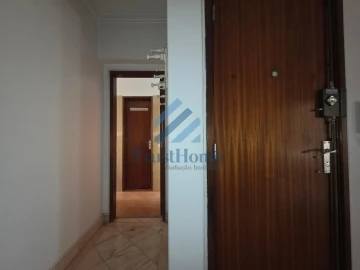 Apartamento T3 para Venda em Almada, Cova da Piedade, Pragal e Cacilhas