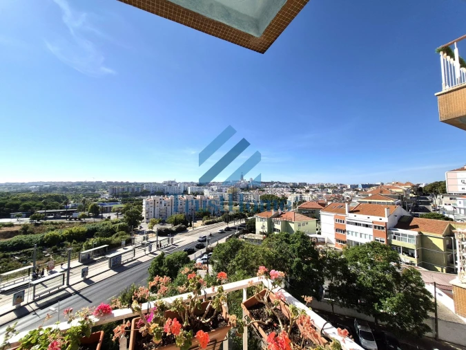 Apartamento T3 para Venda em Almada, Cova da Piedade, Pragal e Cacilhas Foto 23